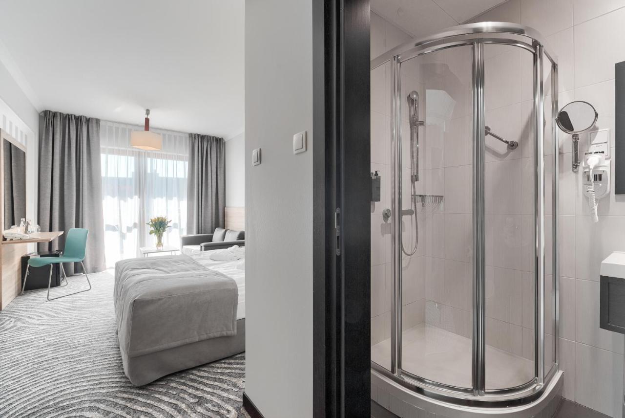 Hotel Leda Spa - Adults Only Колобжег Екстериор снимка