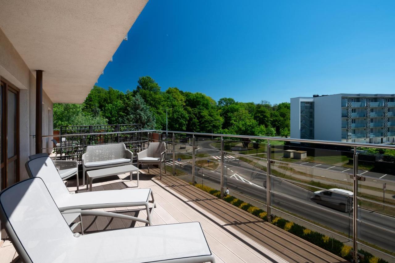 Hotel Leda Spa - Adults Only Колобжег Екстериор снимка