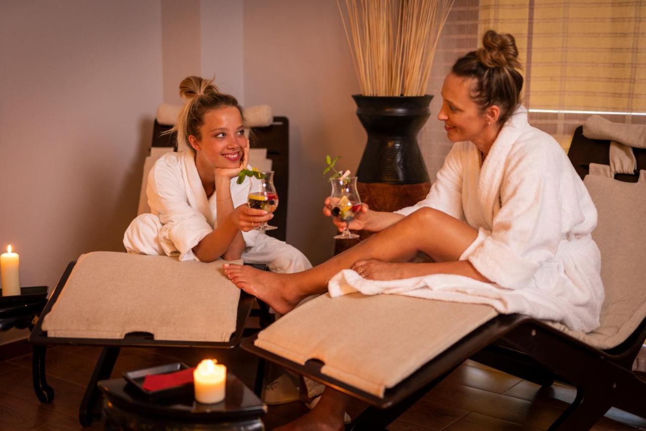Hotel Leda Spa - Adults Only Колобжег Екстериор снимка