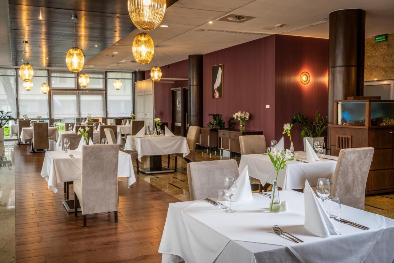 Hotel Leda Spa - Adults Only Колобжег Екстериор снимка