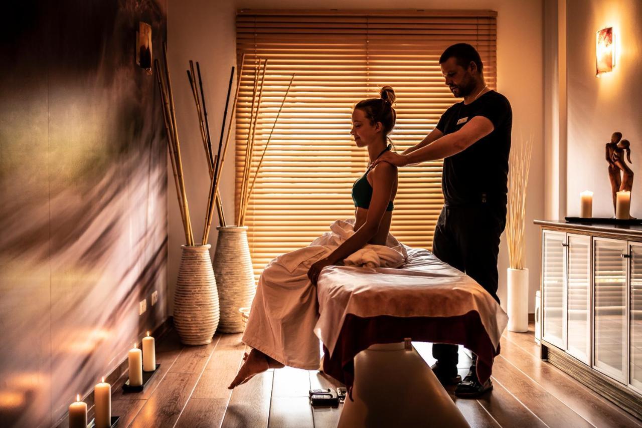 Hotel Leda Spa - Adults Only Колобжег Екстериор снимка
