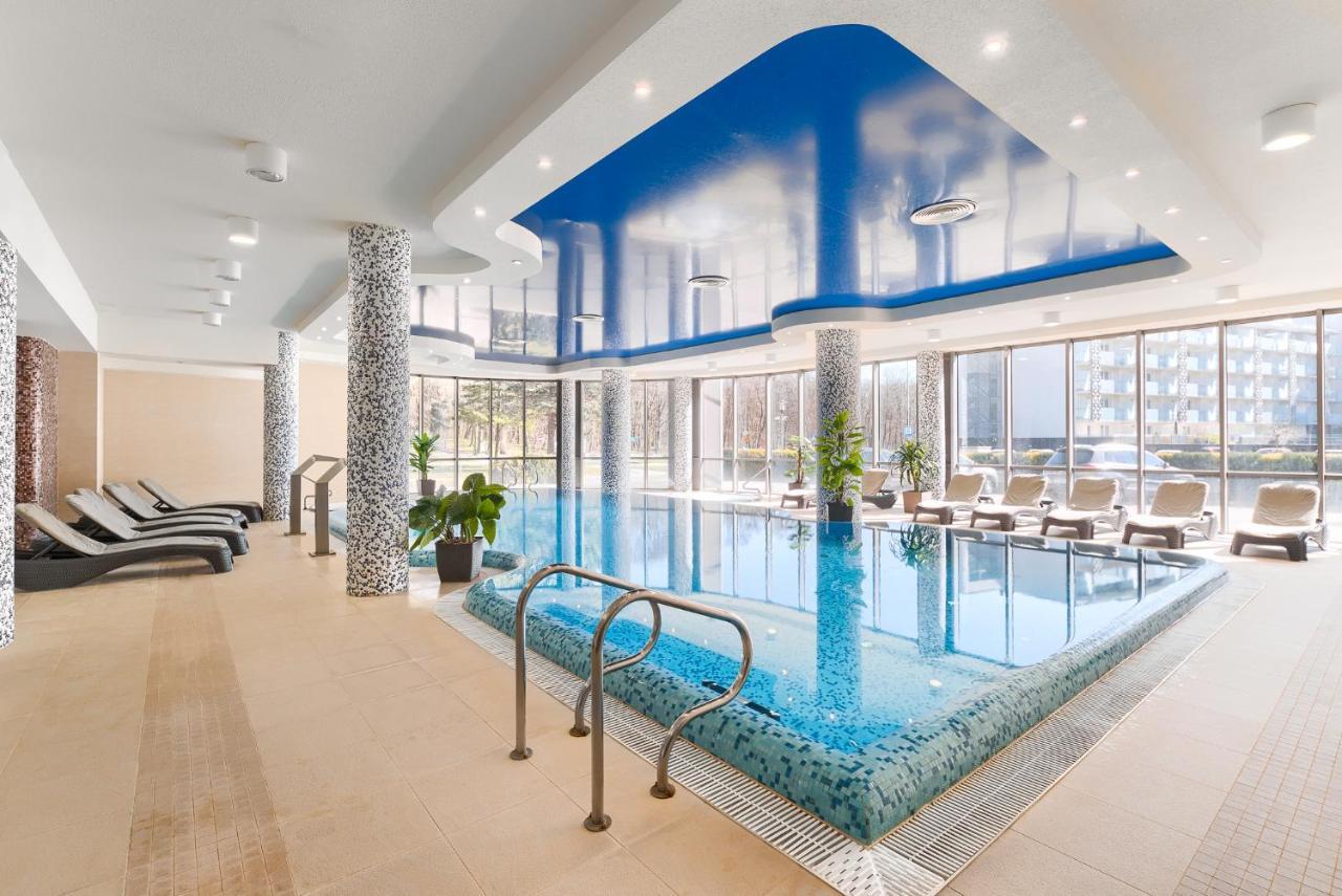 Hotel Leda Spa - Adults Only Колобжег Екстериор снимка